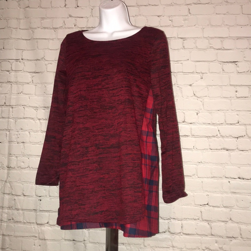 Red and plaid top